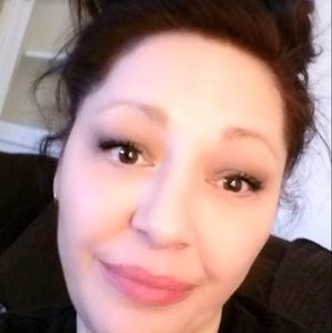 Meet your Posher, Vivian